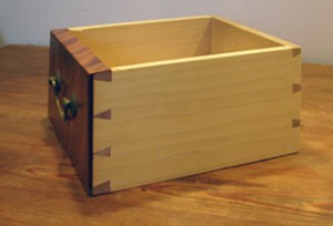 Step up for joinery in my live online Dovetail Blitz class.