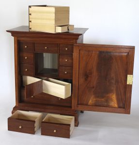 Pennsylvania spice boxes are great projects for woodworkers of all levels.