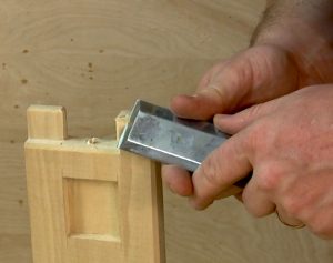 Slicing across end grain virtually eliminates blow out on the exit side of the cut.
