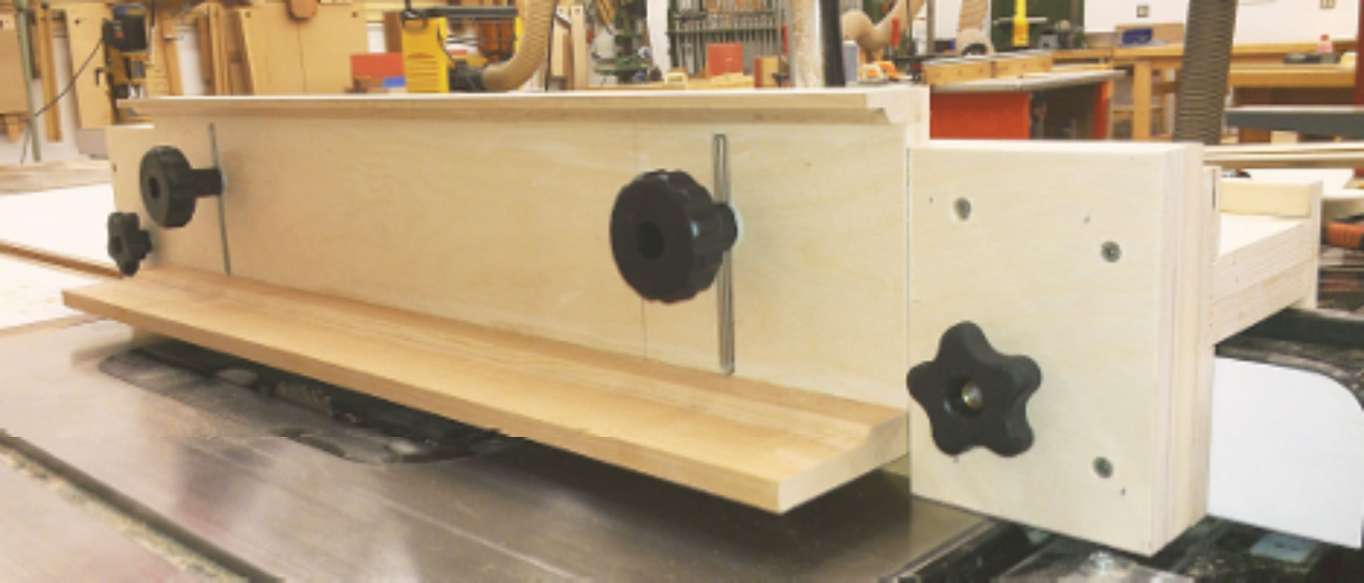Make Table Saw Jigs & Fixtures with Bob Van Dyke – Hands-on Class