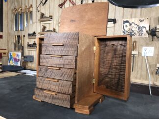 Jewelry Box (courtesy of The Wood Whisperer) – Hands on Class
